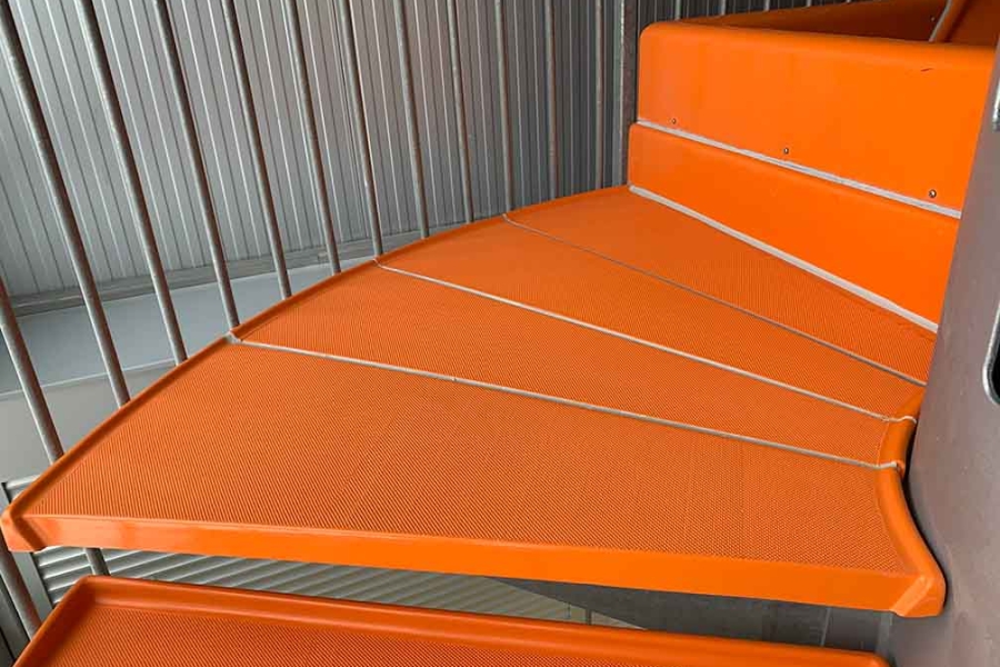 Treppenstufe Podeste Plattform Polymerbeton Treppe Schwimmbad